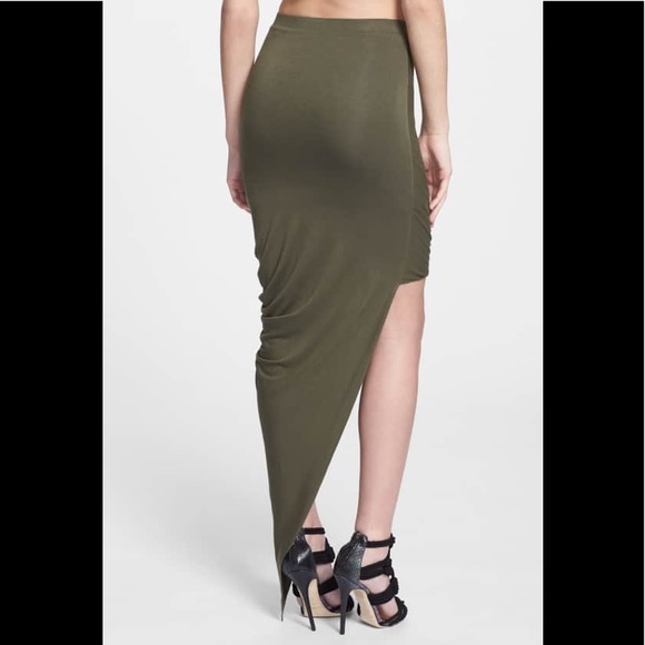 Dirty Balerina Asymmetrical skirt - Picture 2 of 5